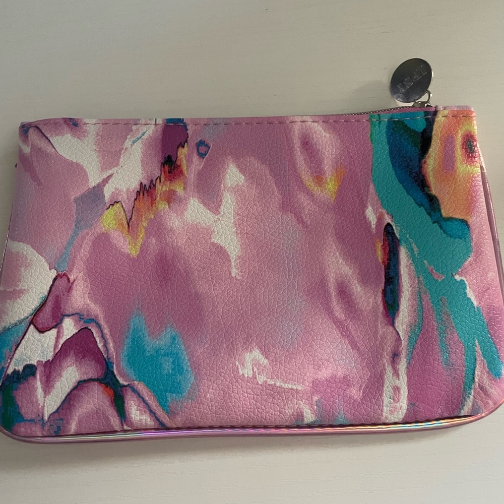 Ipsy makeup bag